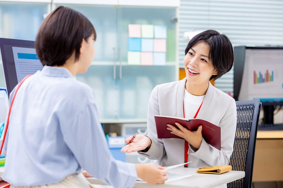 企業で働く産業保健師の主な仕事内容