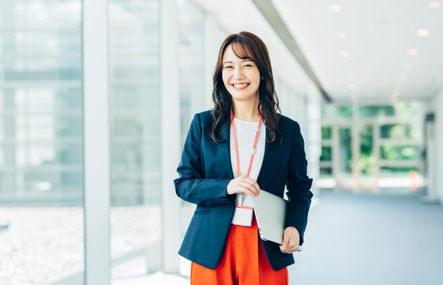 産業保健師の年収を効率的に上げるためのポイントと実践策