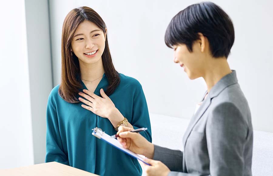 【産業保健師とは】仕事内容・行政/学校との違い比較表