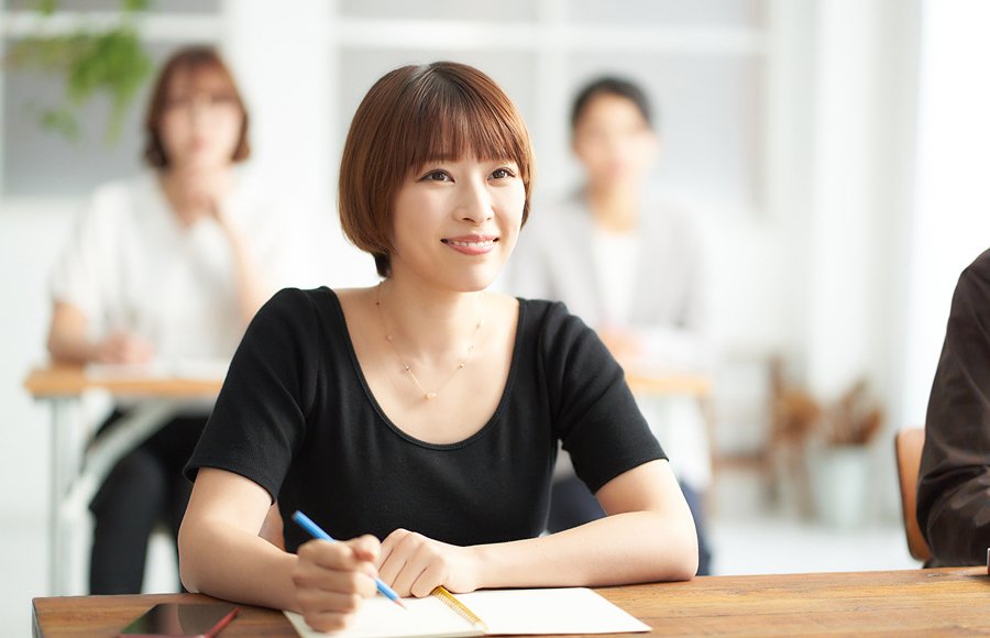 先輩保健師の合格体験談｜勉強方法の工夫と就職までの道のり