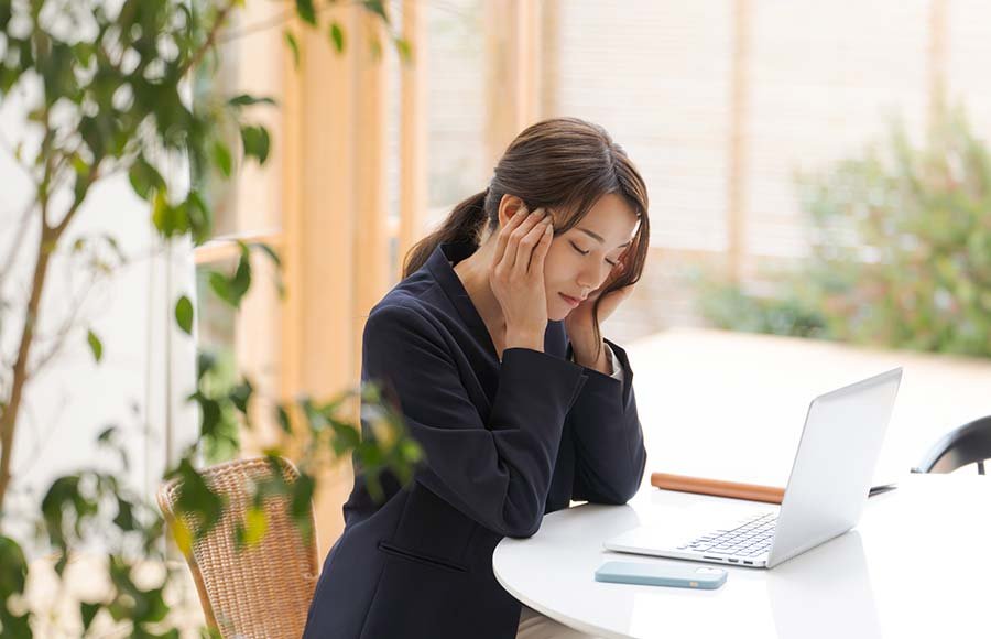 産業保健師の仕事を「特に大変だ」と感じやすい人の傾向｜自分に当てはまるかチェック