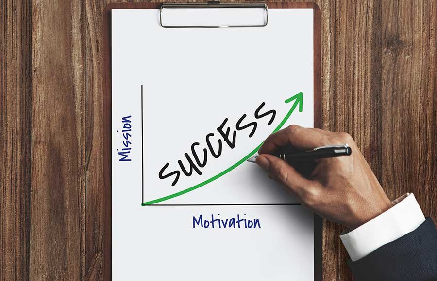 産業保健師が年収アップするには？4つの具体的な戦略