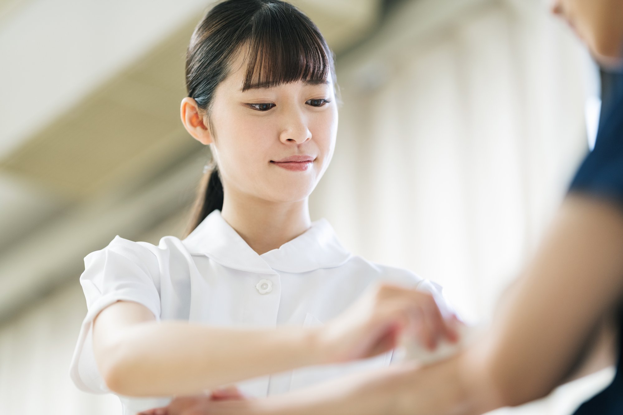 保健師と看護師の年収の違い